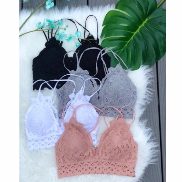 Boho Crochet Removable Padding Criss Cross Bralette - Picture 4 of 5